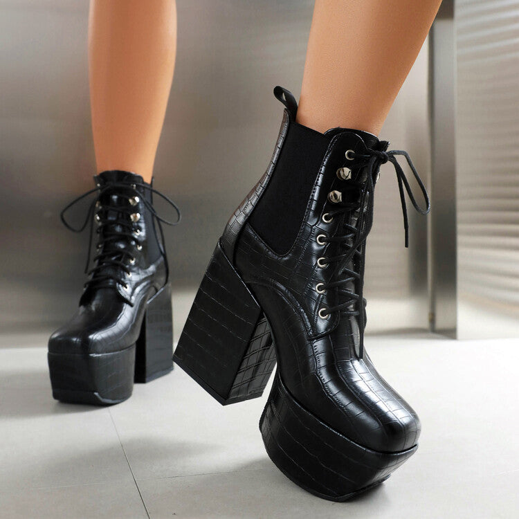 Coastal Minimal Boots