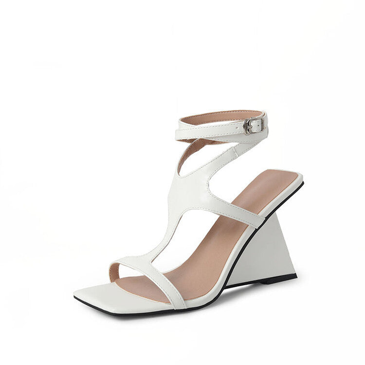Weekend Metallic Sandals