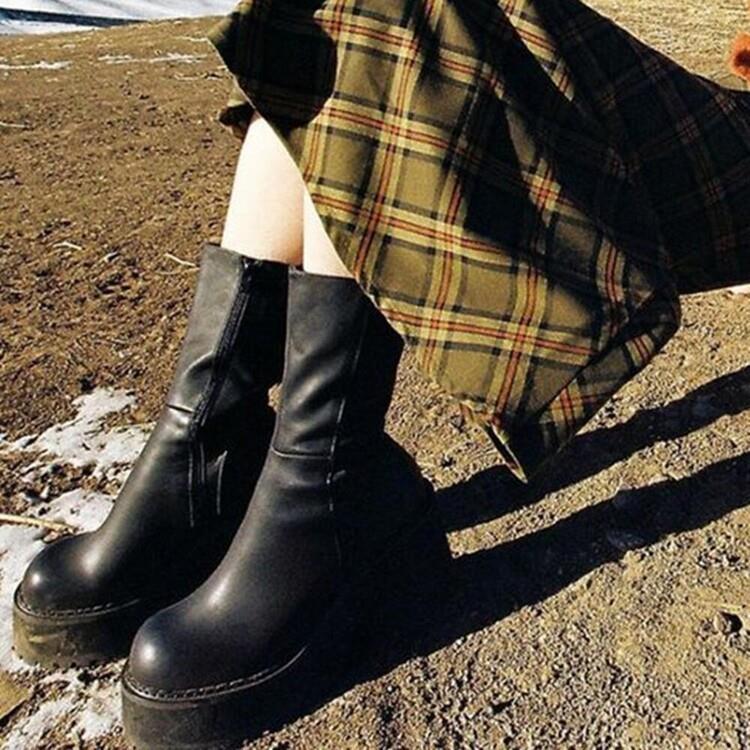 Beach Heeled Boots