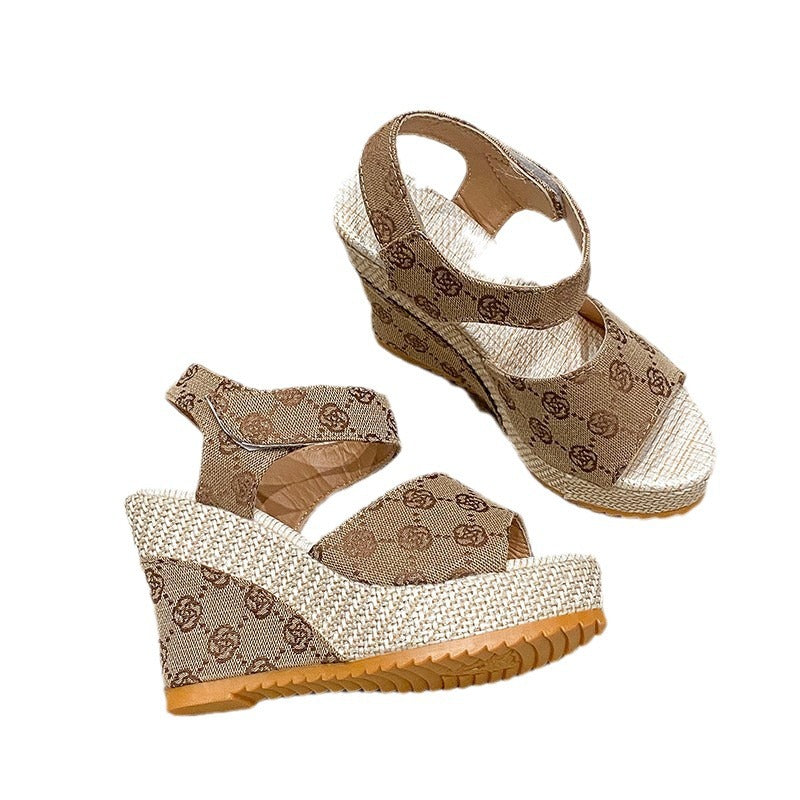 Weekend Vacation Sandals
