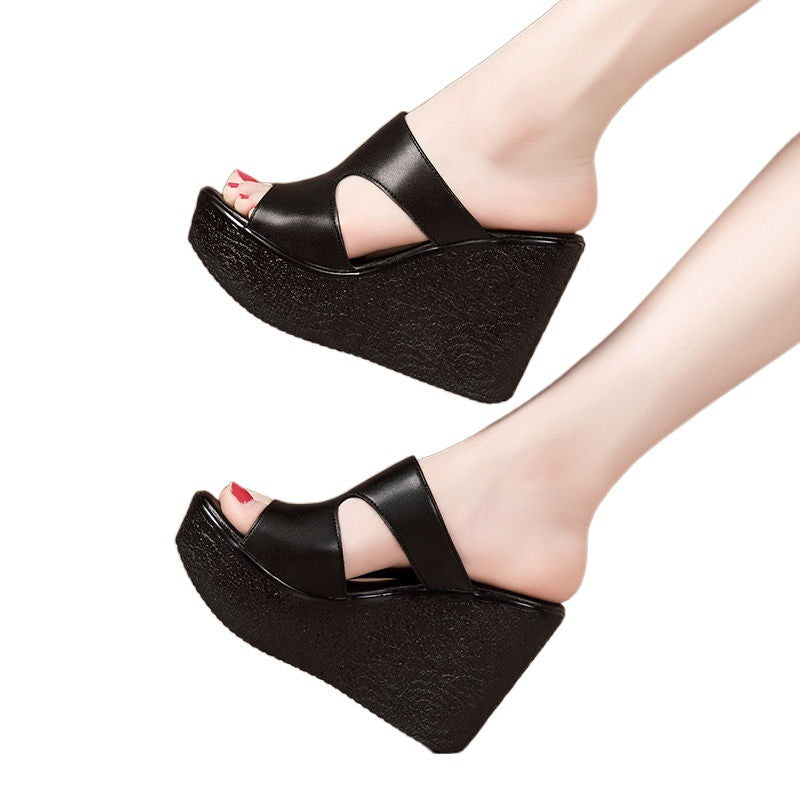 Minimal Soft Sandals