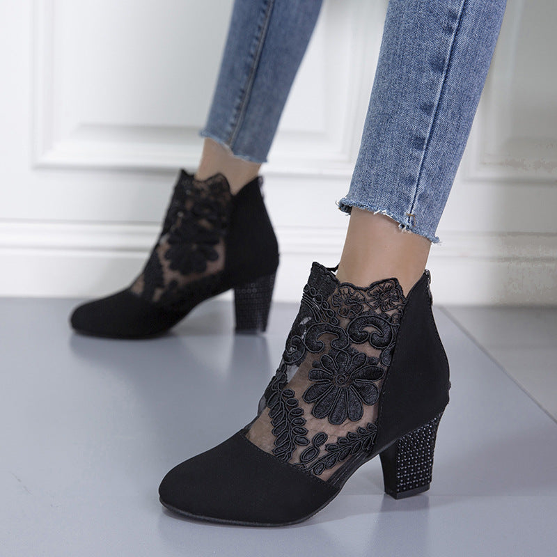 Resort Lightweight Sandals