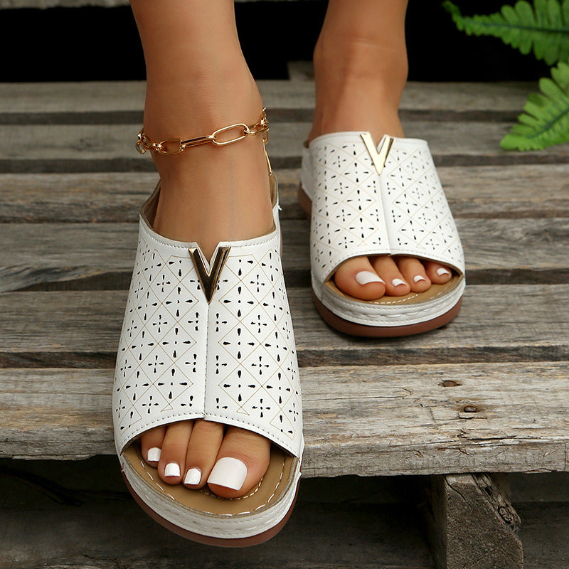 Relaxed Wedge Sandals