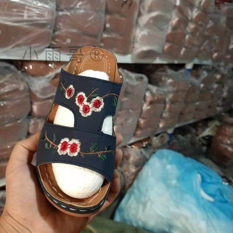 Breezy Classic Sandals