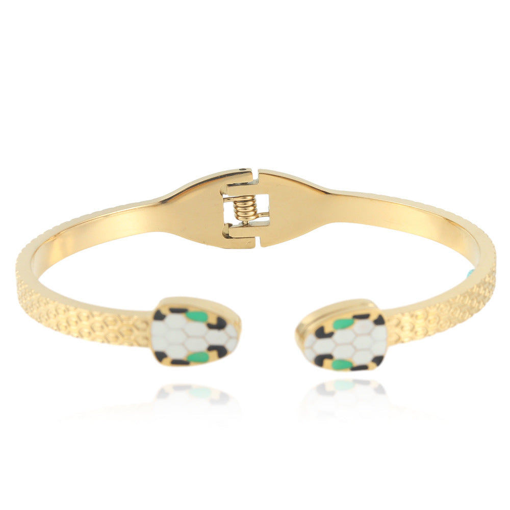 Modern Pearl Jewelry