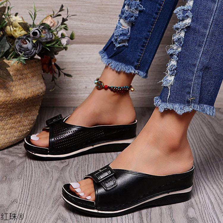 Everyday Lace-Up Sandals