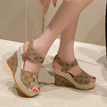 Weekend Vacation Sandals