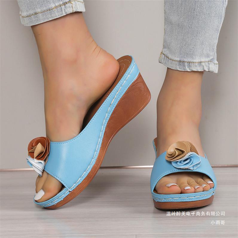 Natural Lace-Up Sandals