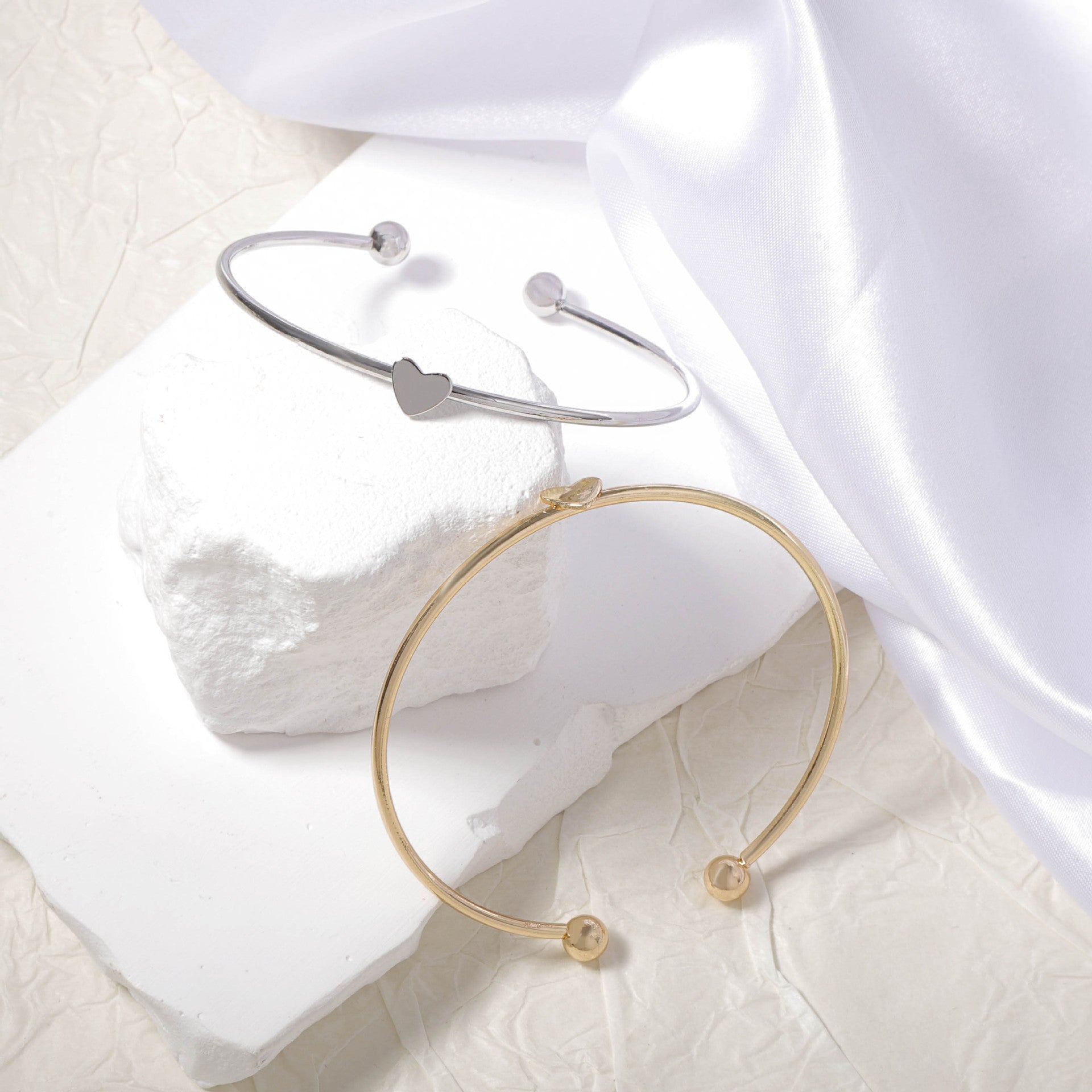Soft Minimal Jewelry