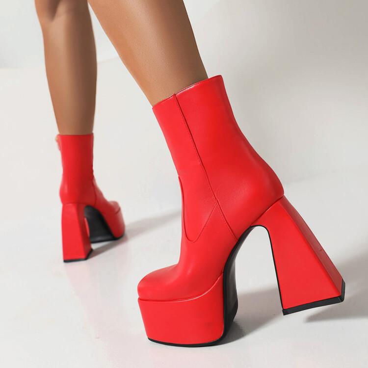 Minimal Vintage Boots