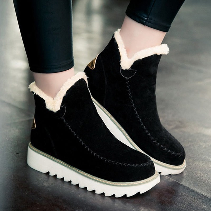 Minimal Casual Boots