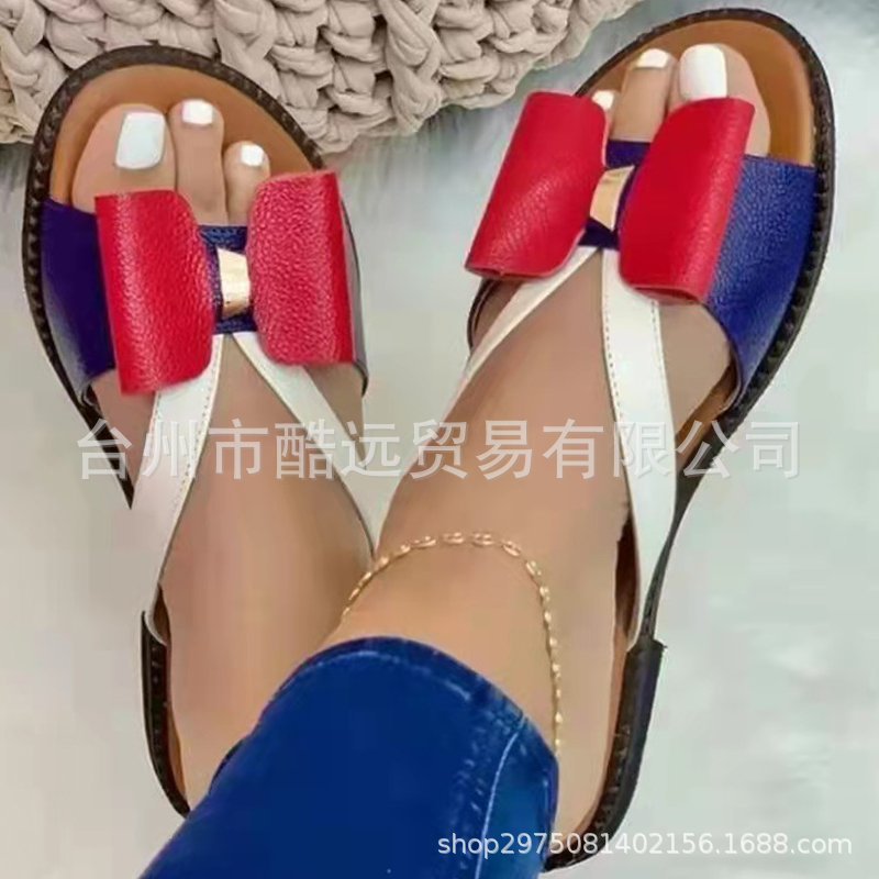 Clean Everyday Sandals