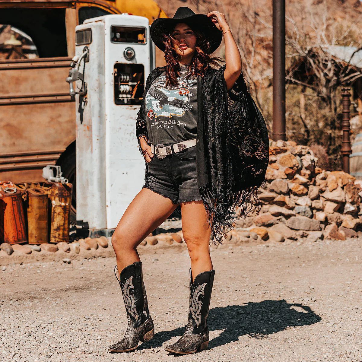 Minimal Classic Boots