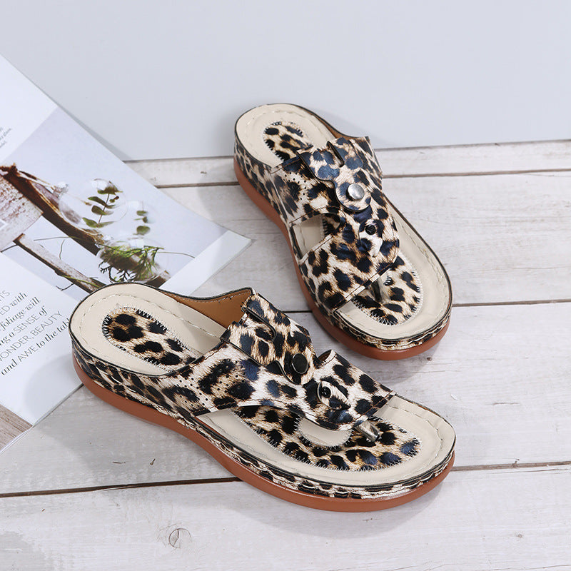Light Braided Sandals