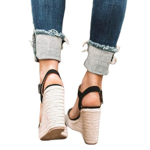 Minimal Summer Sandals