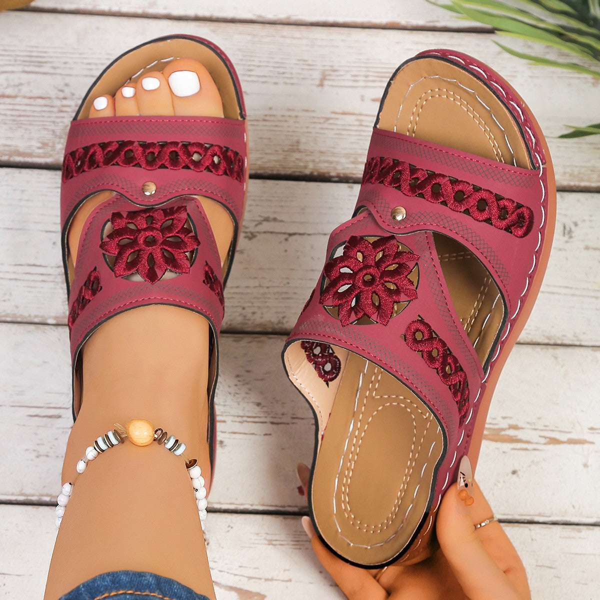 Relaxed Cushioned Sandals