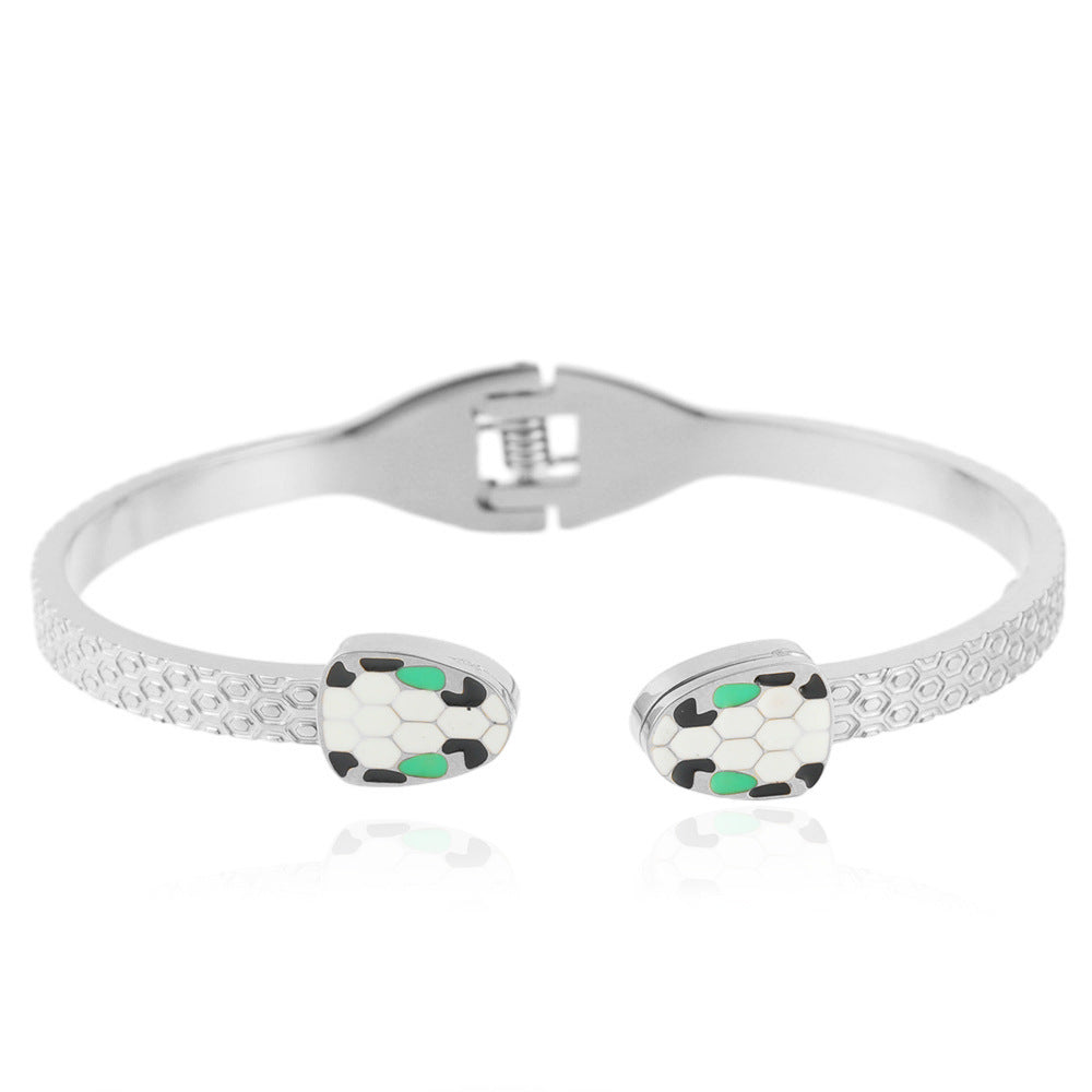 Modern Pearl Jewelry