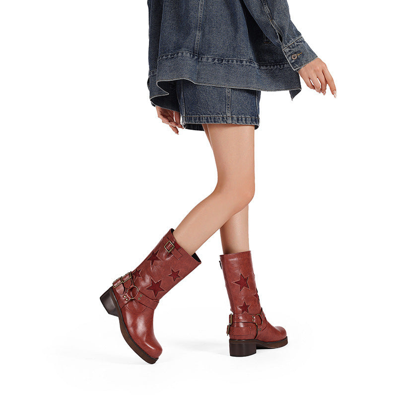 Timeless Minimal Boots