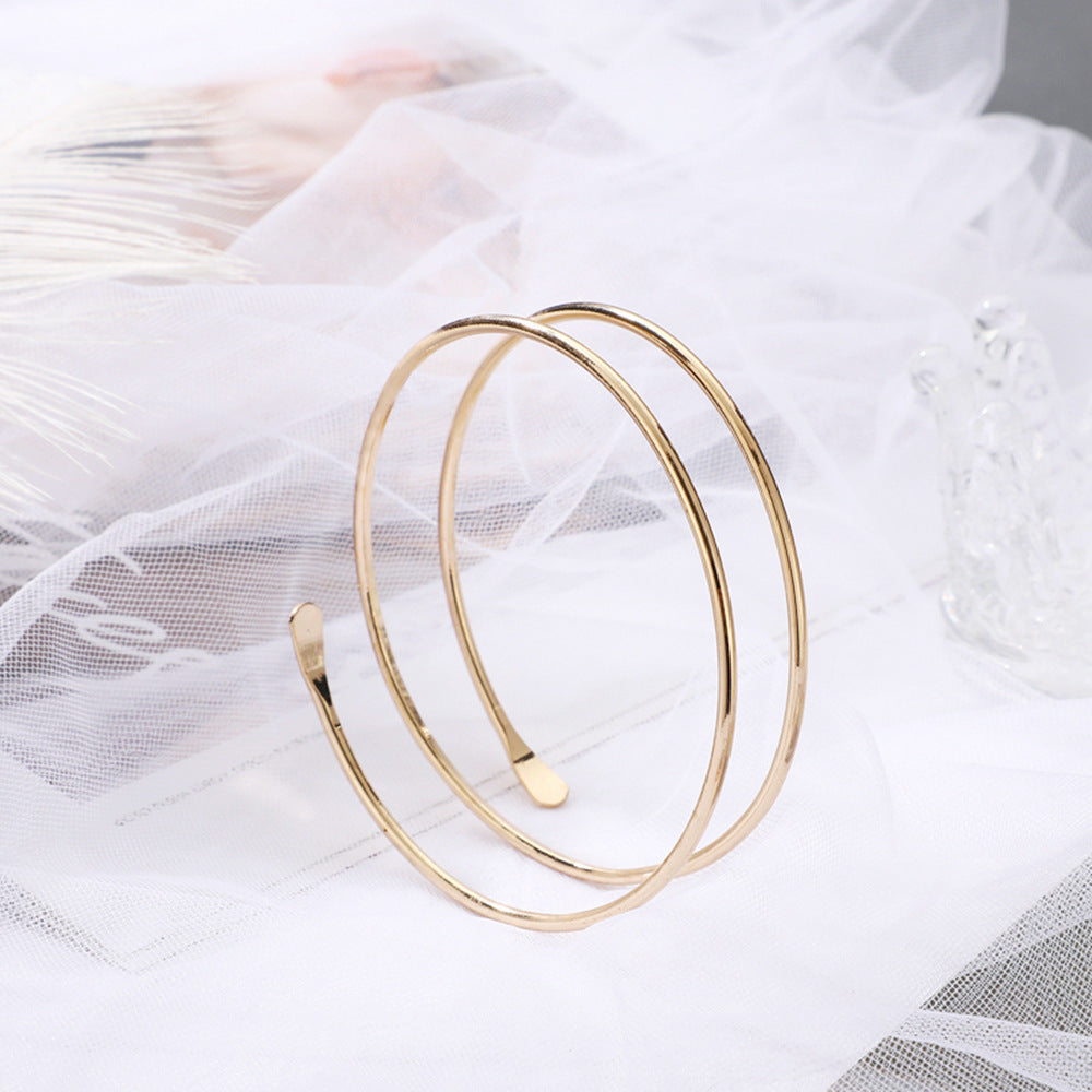 Modern Gold Jewelry