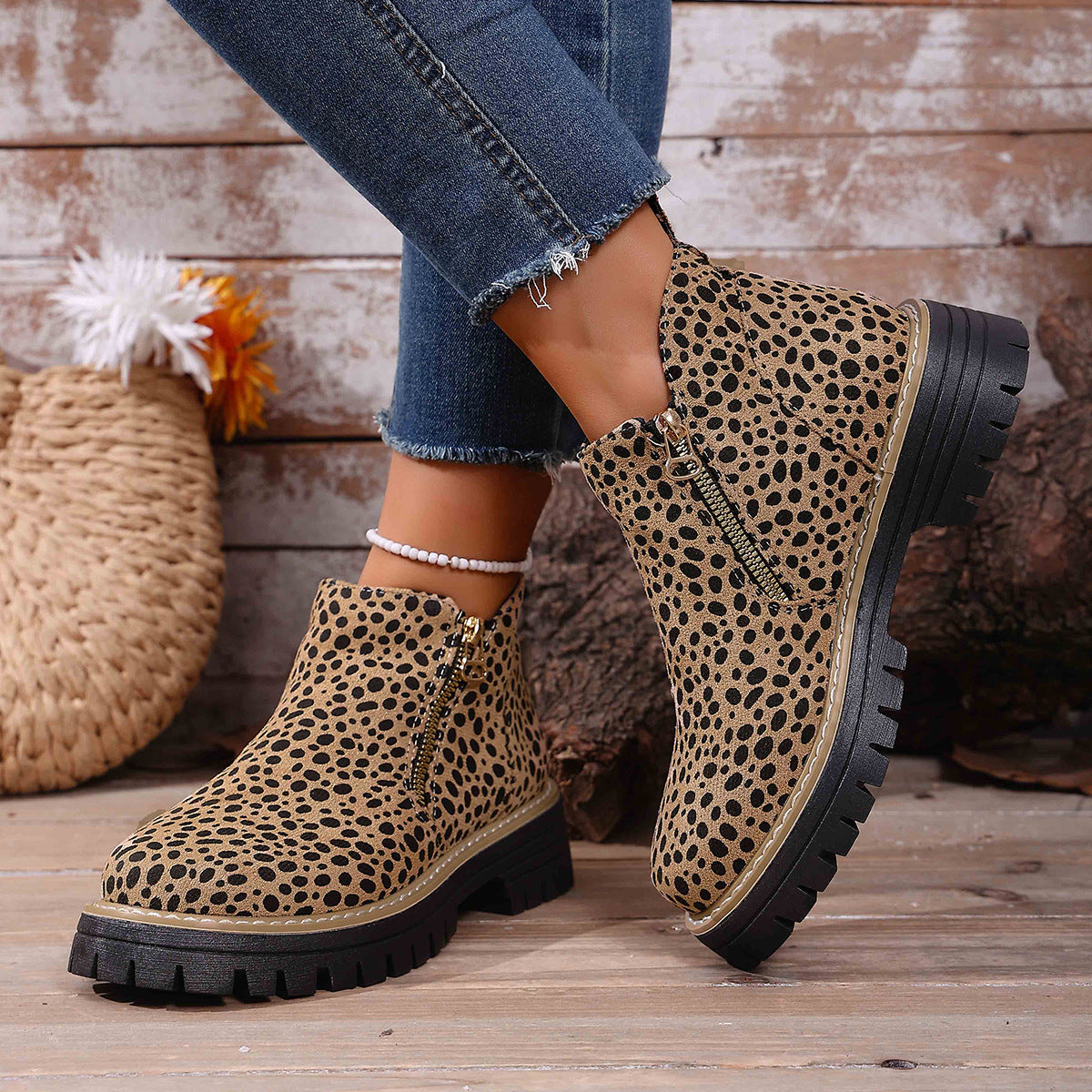 Resort Pointed Boots