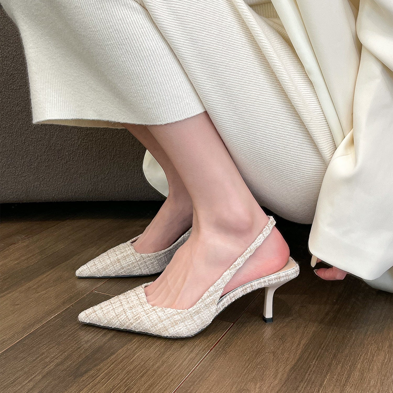 Airy Minimal Sandals