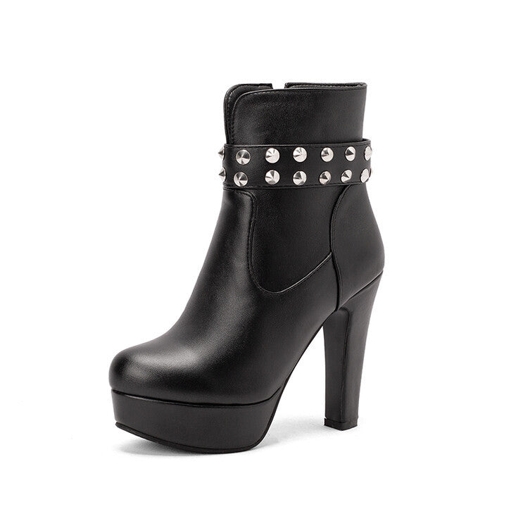 Walking Buckled Boots