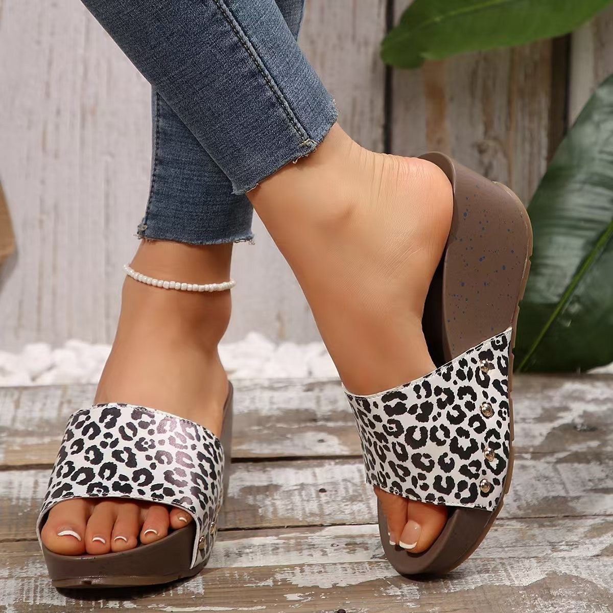 Fresh Vacation Sandals