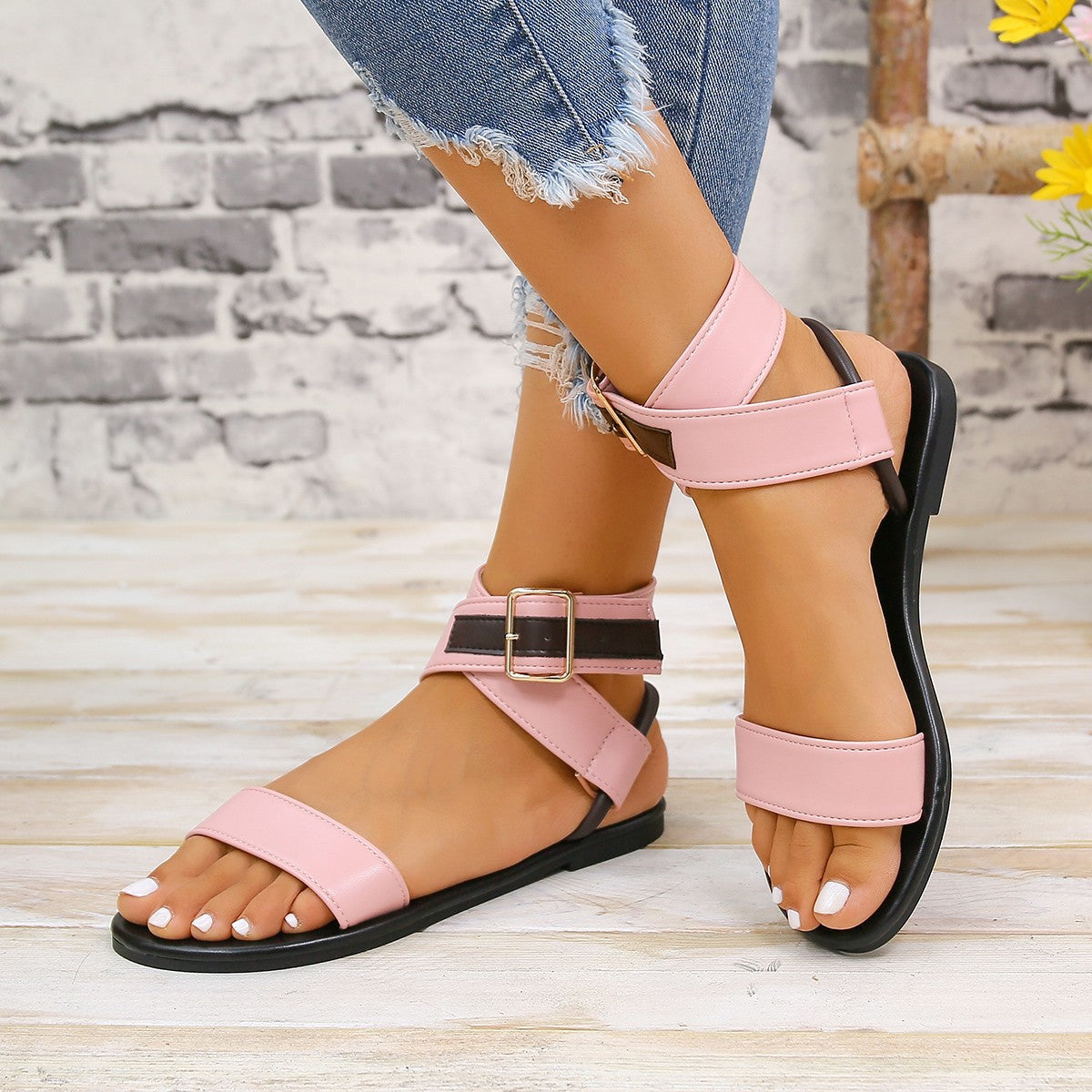 Comfortable Metallic Sandals