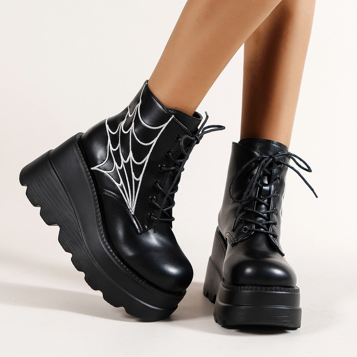 Easy Lug-Sole Boots