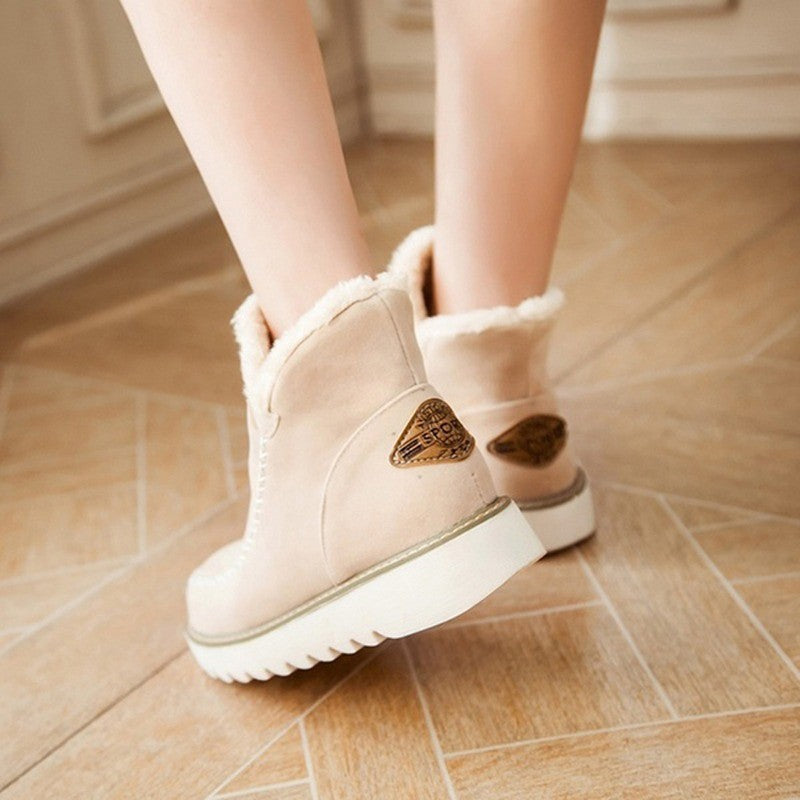 Minimal Casual Boots