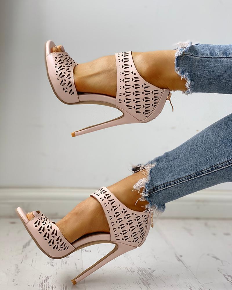 Weekend Open-Toe Sandals
