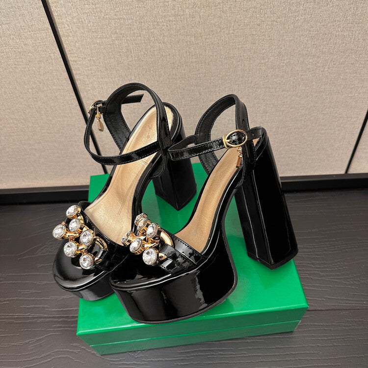 Everyday Lace-Up Sandals