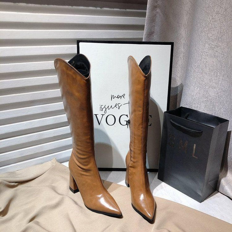 Airy Suede Boots