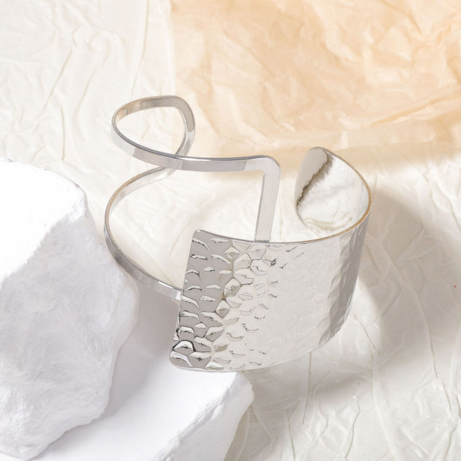 Light Romantic Jewelry