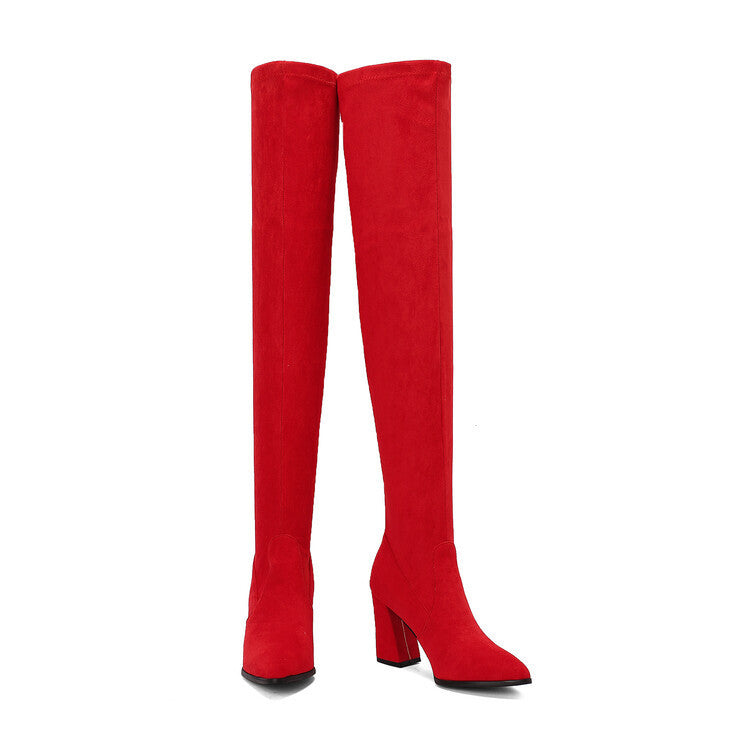 Relaxed Buckled Boots