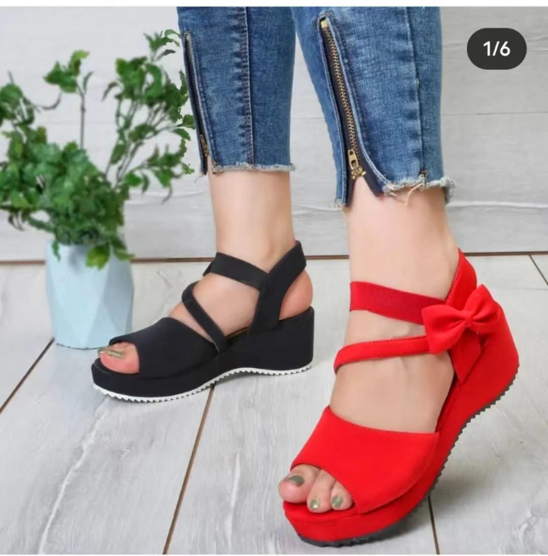 Sunny Strappy Sandals