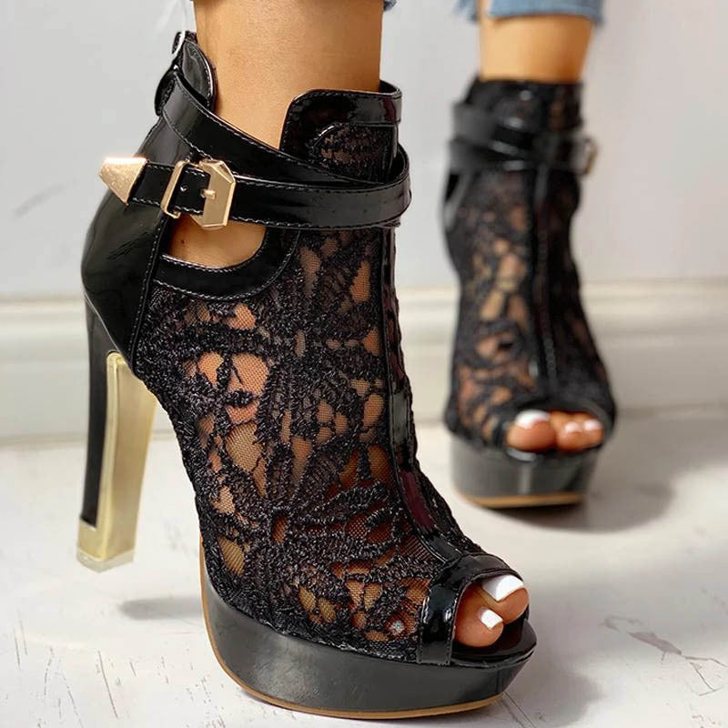 Brunch Lightweight Sandals