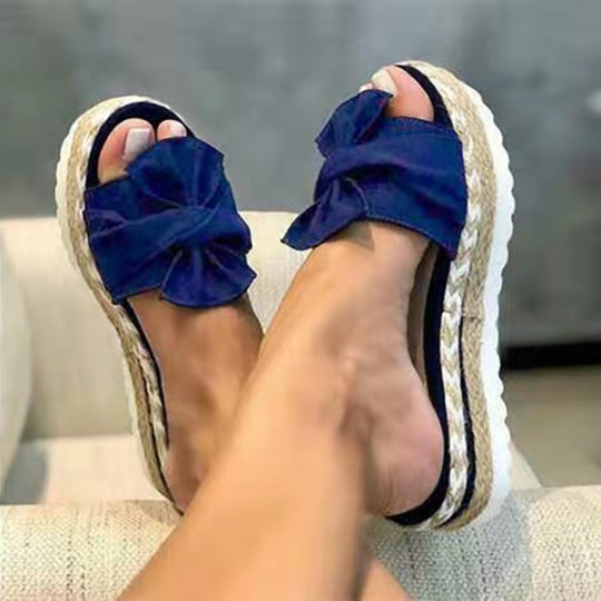 Simple Resort Sandals