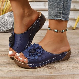 Simple Lace-Up Sandals