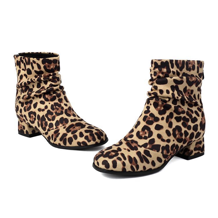 Casual Textured Boots