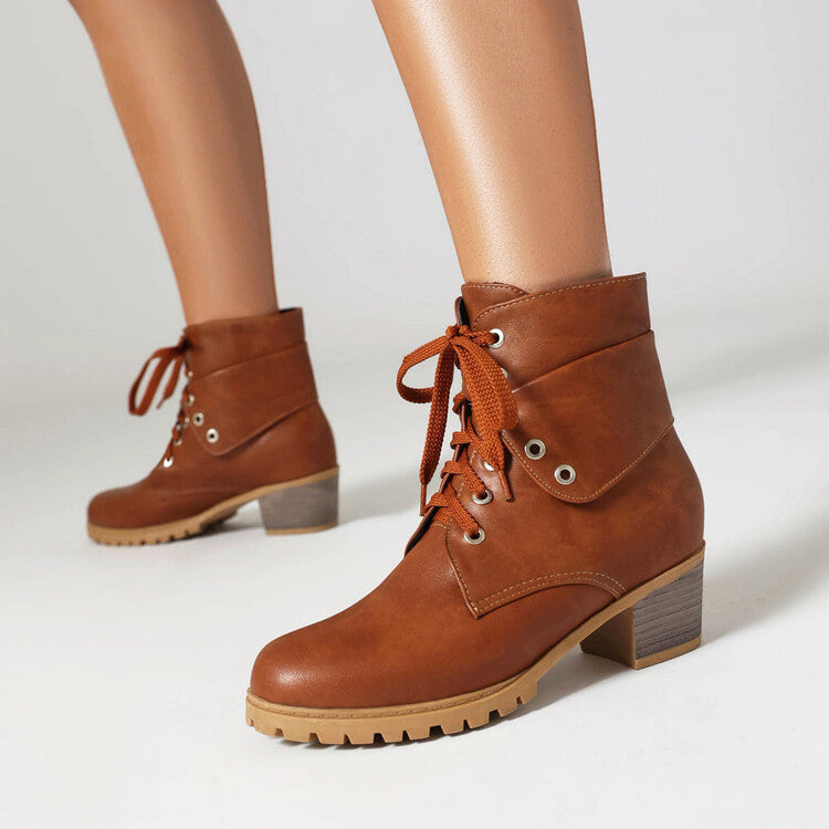 Coastal Minimal Boots