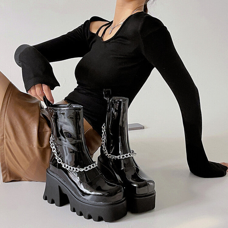 Clean Textured Boots