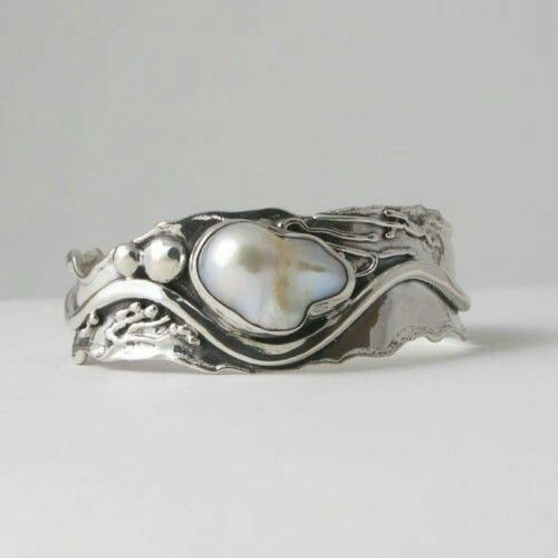 Light Classic Jewelry