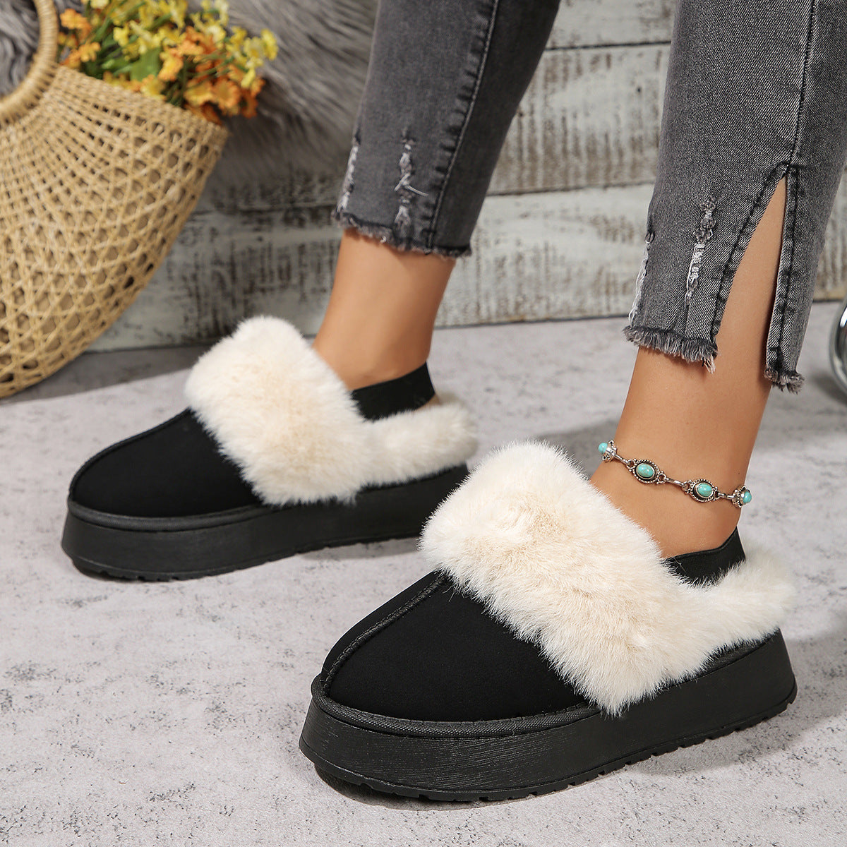 Warm Minimal Boots