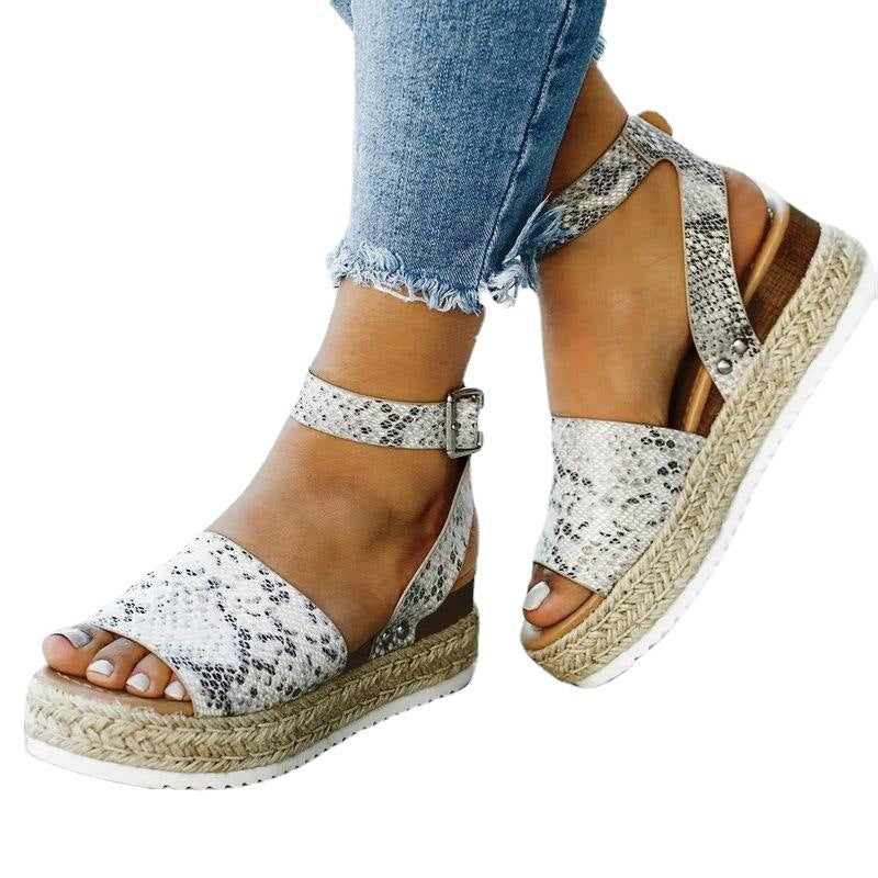 Daily Platform Sandals