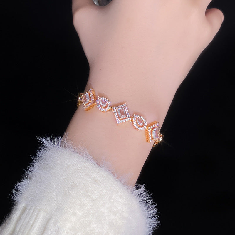 Minimalist Chain Jewelry