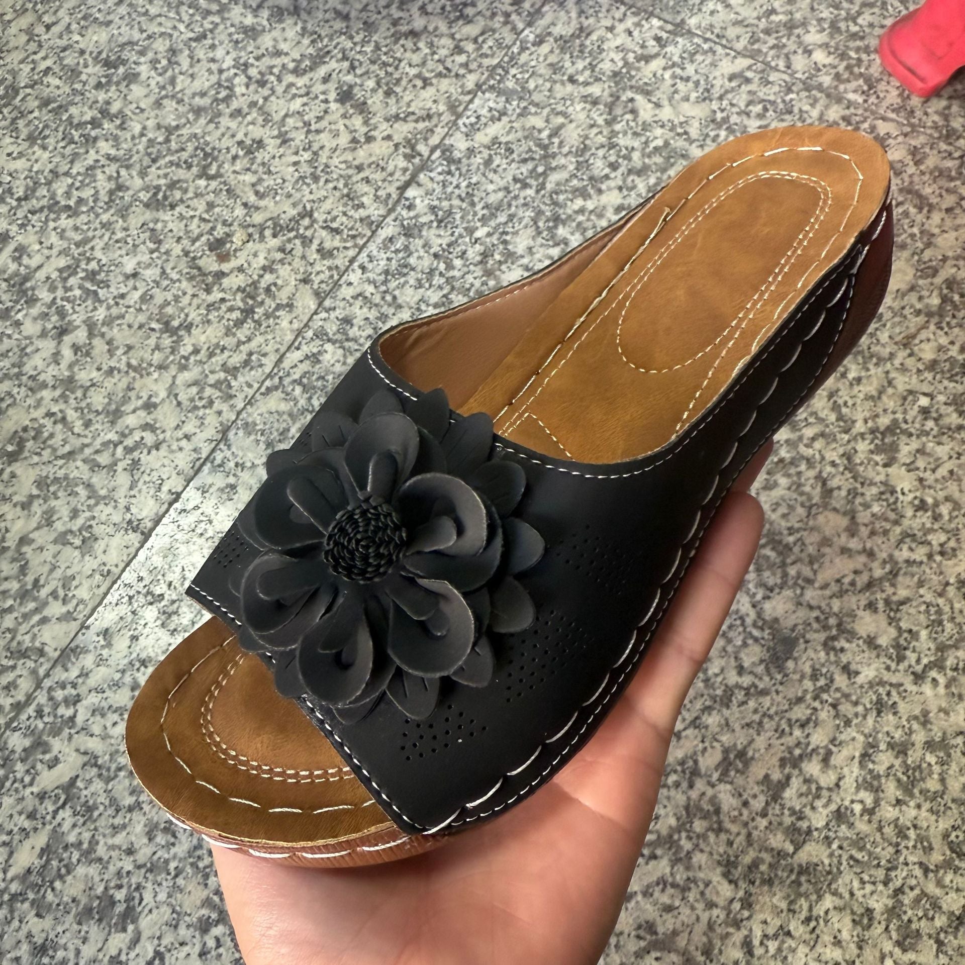 Relaxed Cushioned Sandals