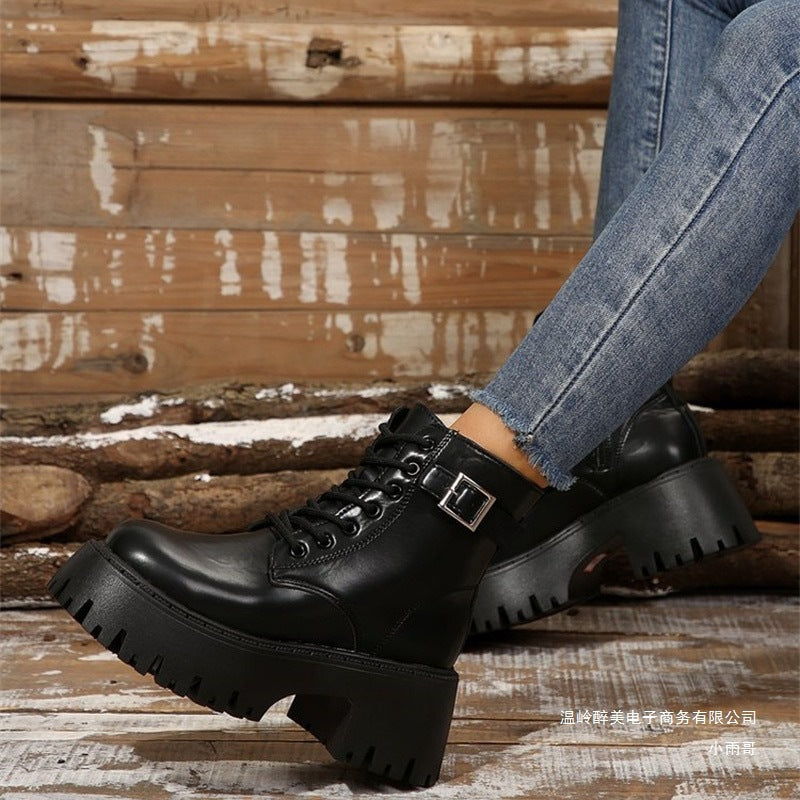 Breezy Minimal Boots