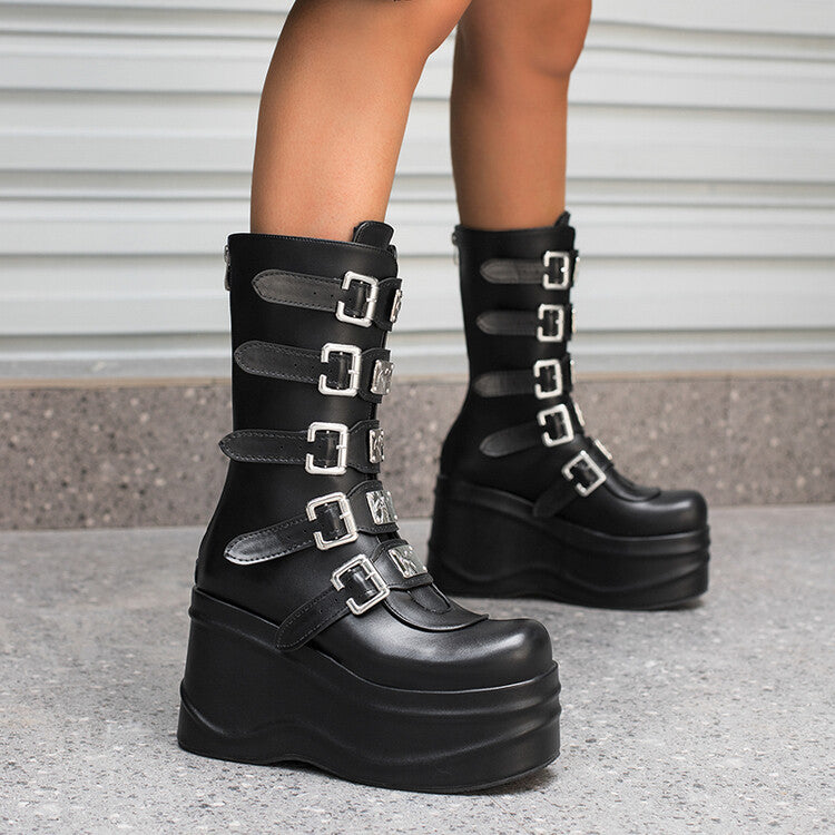 Daily Chelsea Boots