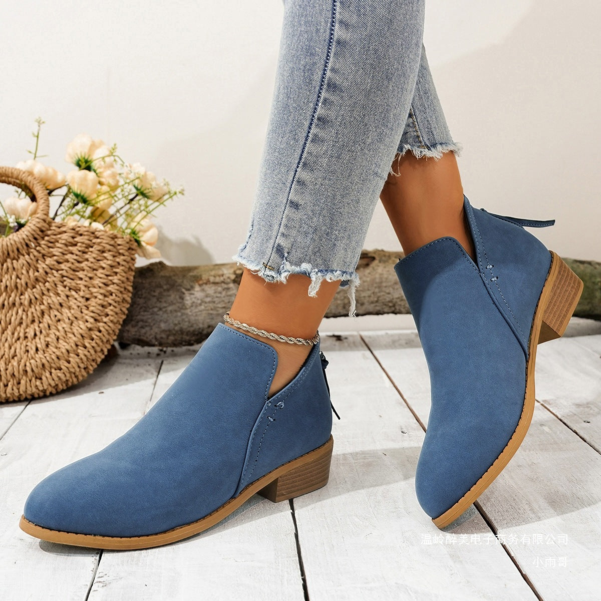 Everyday Pointed Boots